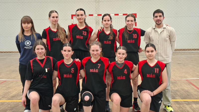 Második hely a lányok megyei kosárlabdabajnokságán