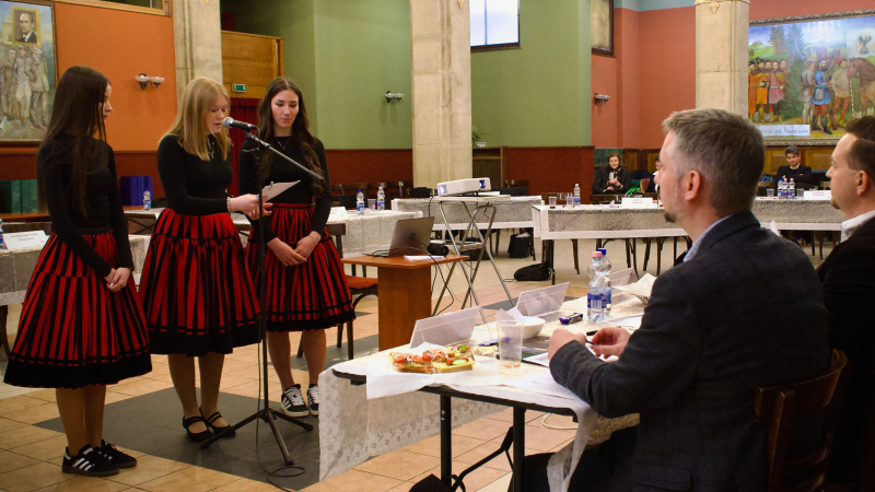 Ott, ahol a múlt él